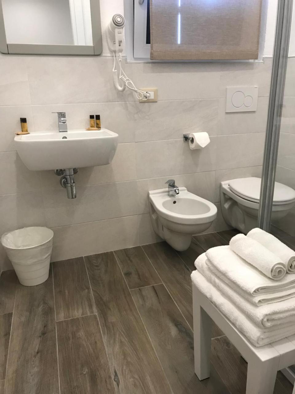 Hotel Cambogia Zibido San Giacomo Екстериор снимка